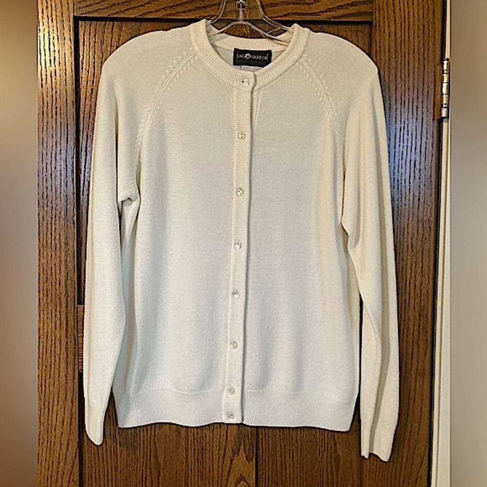 2/$10 - Sag Harbor button down top - Size Small